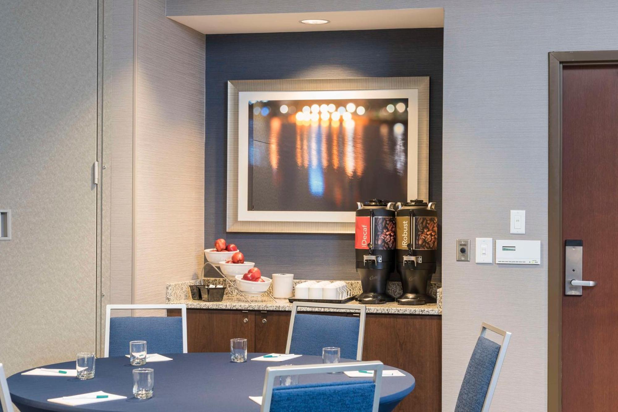 Homewood Suites By Hilton Grand Rapids Downtown Kültér fotó